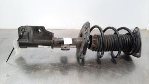 Used Fronts shock absorber, left Peugeot 3008 II (M4/MC/MJ/MR) 1.2 12V e-THP PureTech 130 Price € 96,80 Inclusive VAT offered by Autohandel Didier