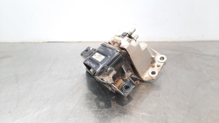 Used Engine mount Kia Ceed Sportswagon (CDF) 1.4 T-GDI 16V Price € 60,50 Inclusive VAT offered by Autohandel Didier