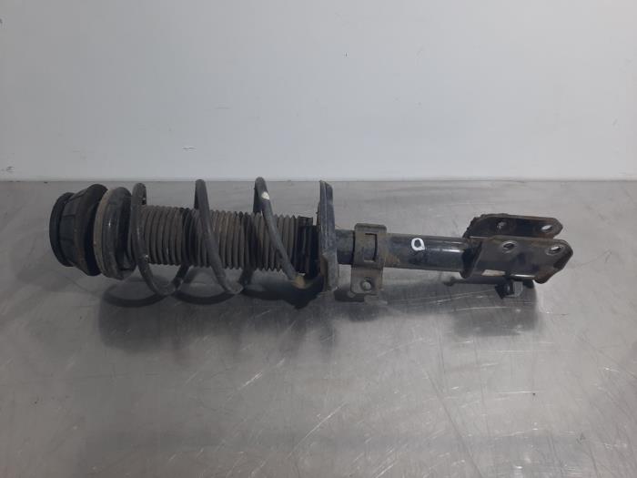 Suzuki Swift Front shock absorbers, right stock | ProxyParts.com