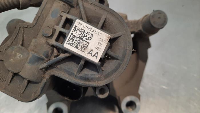 Rear brake calliper, left from a Volkswagen Tiguan (AD1) 1.5 TSI 16V Evo BlueMotion Technology 2020