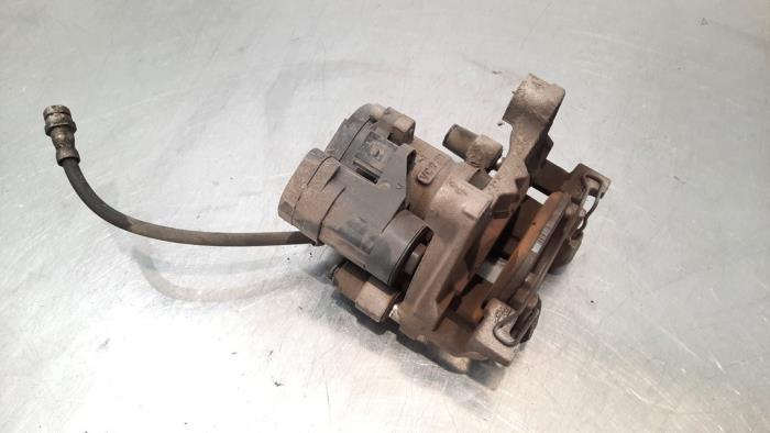 Rear brake calliper, left from a Volkswagen Tiguan (AD1) 1.5 TSI 16V Evo BlueMotion Technology 2020