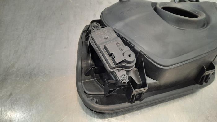 Tapa de depósito de un Volkswagen Tiguan (AD1) 1.5 TSI 16V Evo BlueMotion Technology 2020