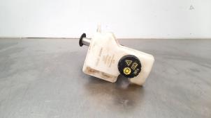Usagé Cylindre de frein principal Volkswagen Polo VI (AW1) 1.0 MPI 12V Prix € 96,80 Prix TTC proposé par Autohandel Didier