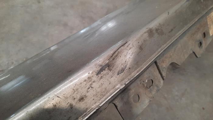Door sill left from a BMW 3 serie Touring (F31) 318d 2.0 16V 2019