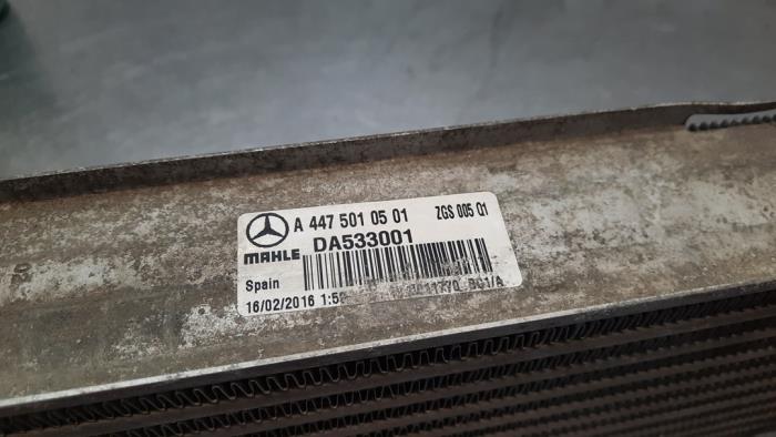 Chlodnica miedzystopniowa z Mercedes-Benz Vito (447.6) 1.6 109 CDI 16V 2016