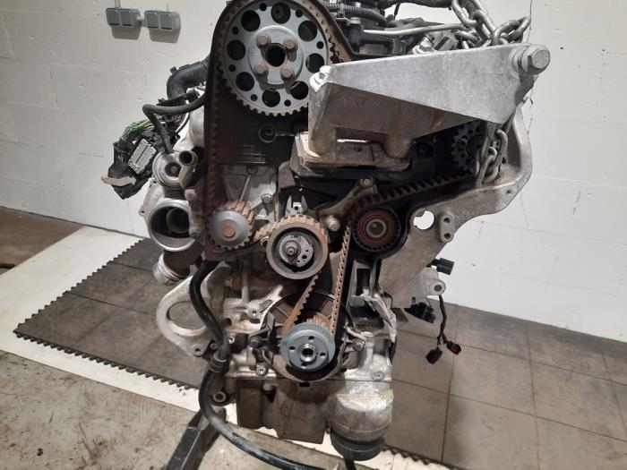 Moteur Volvo V40 2.0 D2 16V 31430772 D4204T8