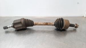 Used Front drive shaft, left Mercedes Vito (447.6) 1.6 109 CDI 16V Price € 254,10 Inclusive VAT offered by Autohandel Didier