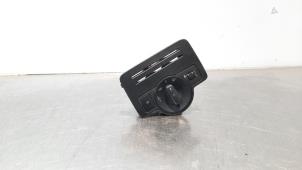 Used AIH headlight switch Mercedes Vito (447.6) 1.6 109 CDI 16V Price € 36,30 Inclusive VAT offered by Autohandel Didier