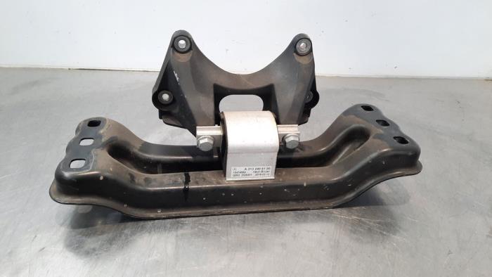 Gearbox mount from a Mercedes-Benz GLC Coupe (C253) 2.0 200 16V EQ Boost 2020