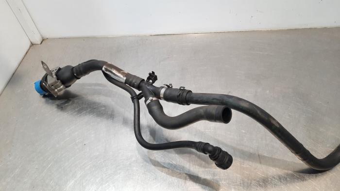 Gebrauchte Füllrohr adbluetank BMW 3 serie Touring (G21) 318d 2.0 TwinPower Turbo 16V Preis € 60,50 Mit Mehrwertsteuer angeboten von Autohandel Didier