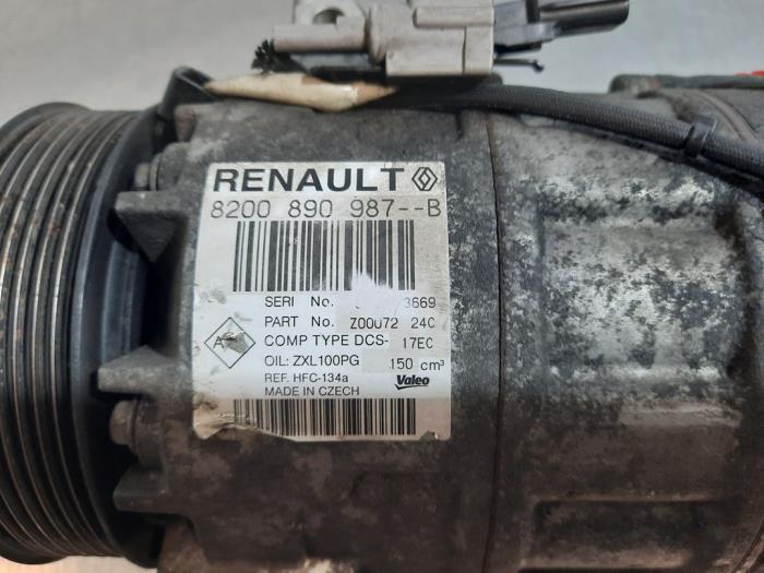 Klimapumpe van een Renault Laguna III Estate (KT) 2.0 dCi 16V 150 2009