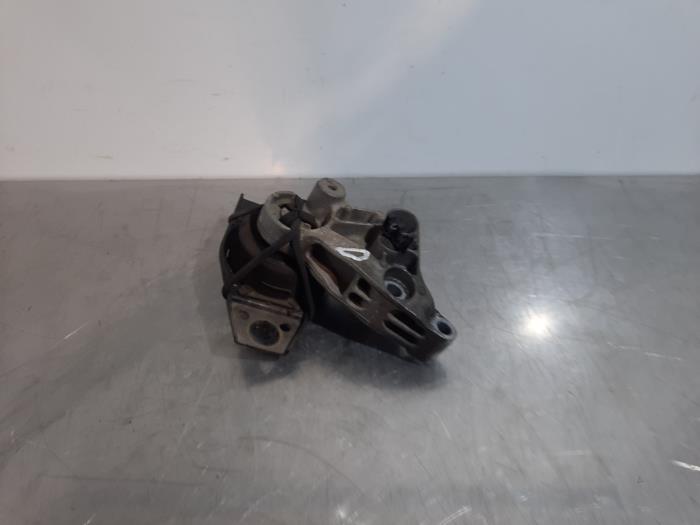 Used Engine mount Renault Laguna III Estate (KT) 2.0 dCi 16V 150 Price € 36,30 Inclusive VAT offered by Autohandel Didier