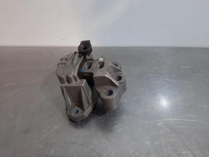 Used Engine mount Fiat Tipo (356H/357H) 1.3 D Multijet II 16V Price € 30,25 Inclusive VAT offered by Autohandel Didier