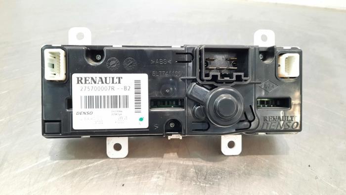 Panneau de commande clim d'un Renault Master IV (EV/HV/UV/VA/VB/VD/VF/VG/VJ) 2.3 dCi 135 16V FWD 2015