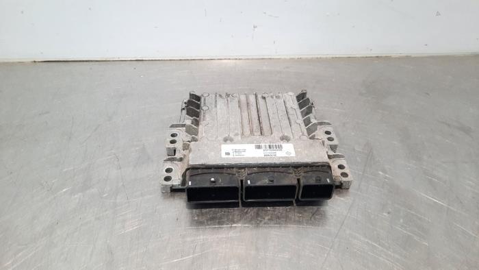 Used Engine management computer Renault Master III (EV/HV/UV/VA/VB/VD/VF/VG/VJ) 2.3 dCi 135 16V FWD Price € 332,75 Inclusive VAT offered by Autohandel Didier