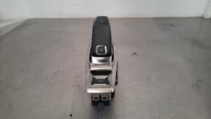Used Gear stick Peugeot 3008 II (M4/MC/MJ/MR) 2.0 BlueHDi 150 16V Price € 127,05 Inclusive VAT offered by Autohandel Didier