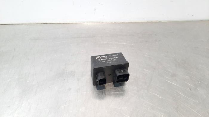 Glow plug relay from a Fiat Tipo (356H/357H) 1.6 JTD Multijet II 16V 2017