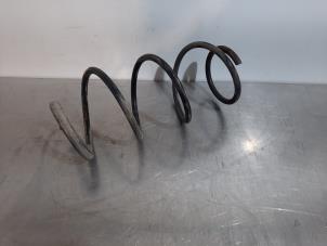 Used Front spring screw Renault Clio III (BR/CR) 1.2 16V 65 Price on request offered by Autohandel Didier