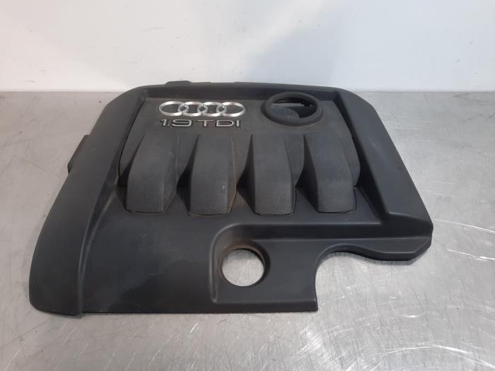 Usagé Couverture moteur Audi A3 Sportback (8PA) 1.9 TDI Prix € 30,25 Prix TTC proposé par Autohandel Didier