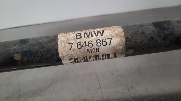 Arbre de transmission arrière droit d'un BMW X1 (F48) xDrive 18d 2.0 16V 2016