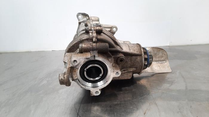 Front differential from a BMW X1 (F48) xDrive 18d 2.0 16V 2016