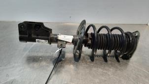 Used Fronts shock absorber, left Peugeot 3008 II (M4/MC/MJ/MR) 2.0 BlueHDi 150 16V Price € 127,05 Inclusive VAT offered by Autohandel Didier