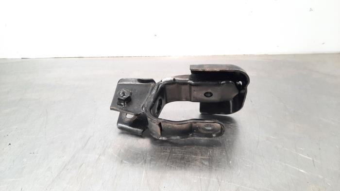 Used Engine mount Toyota ProAce 2.0 D-4D 150 16V Price € 30,25 Inclusive VAT offered by Autohandel Didier