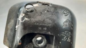 Engine mount from a Toyota ProAce 2.0 D-4D 150 16V 2019