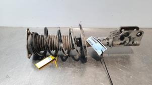 Used Fronts shock absorber, left Peugeot 5008 II (M4/MC/MJ/MR) 1.2 12V e-THP PureTech 130 Price € 96,80 Inclusive VAT offered by Autohandel Didier