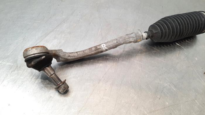 Tie rod, right from a Opel Combo Cargo 1.2 110 2020