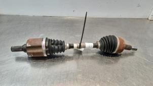 Used Front drive shaft, left Peugeot 3008 II (M4/MC/MJ/MR) 2.0 BlueHDi 150 16V Price € 193,60 Inclusive VAT offered by Autohandel Didier