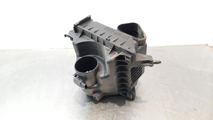 Begagnade Luftfilterhus Lexus RX (L1) 350 V6 24V VVT-i Pris € 102,85 Inklusive moms erbjuds av Autohandel Didier