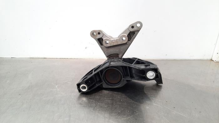Used Engine mount Opel Combo Cargo 1.2 110 Price € 24,20 Inclusive VAT offered by Autohandel Didier