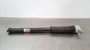 Used Rear shock absorber, left Mercedes A (177.0) 1.3 A-200 Turbo 16V Price € 42,35 Inclusive VAT offered by Autohandel Didier