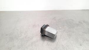 Used Cooling fan resistor Isuzu D-Max (TFR/TFS) 2.5 D Twin Turbo 4x4 Price on request offered by Autohandel Didier