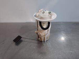 Used Electric fuel pump Renault Megane II (BM/CM) 1.9 dCi 130 Price € 66,55 Inclusive VAT offered by Autohandel Didier