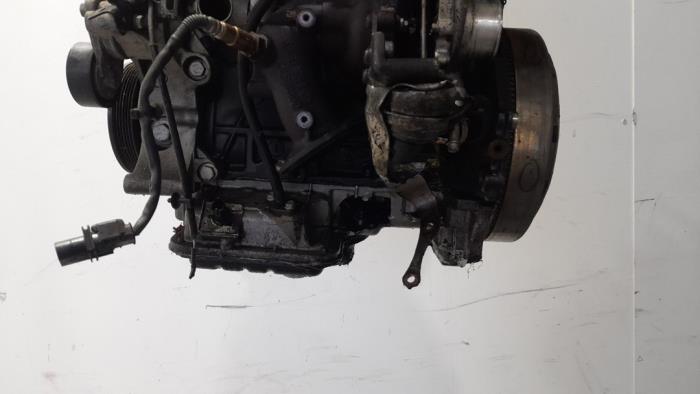 Motor de un Daewoo Trax 1.7 CDTI 16V 4x2 2014