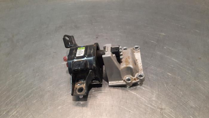 Used Engine mount Hyundai i20 (BC3) 1.2 16V Price € 24,20 Inclusive VAT offered by Autohandel Didier