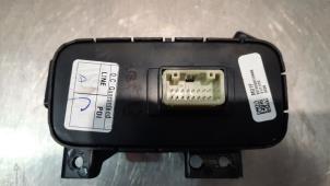 Used Fog light switch Hyundai i20 (BC3) 1.2 16V Price on request offered by Autohandel Didier