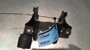 Used Engine mount Toyota Verso 1.6 D-4D 16V Price on request offered by Autohandel Didier