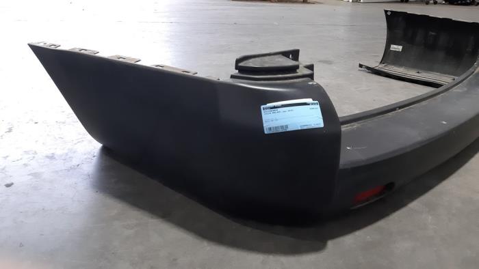 Parachoques trasero de un Toyota ProAce 2.0 D-4D 150 16V 2019