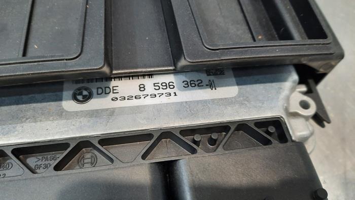 Komputer sterowania silnika z BMW 3 serie (F30) 318d 2.0 16V 2017