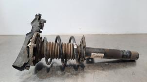 Used Front shock absorber, right BMW 3 serie (F30) 318d 2.0 16V Price € 127,05 Inclusive VAT offered by Autohandel Didier