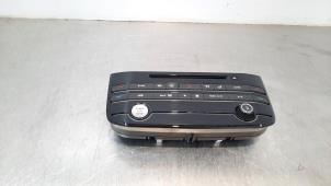 Used Air conditioning control panel Jaguar F-Pace 2.0 D 180 16V Price € 471,90 Inclusive VAT offered by Autohandel Didier