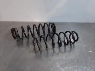 Used Rear torsion spring Volkswagen Touran (1T1/T2) 2.0 TDI 16V 136 Price € 42,35 Inclusive VAT offered by Autohandel Didier
