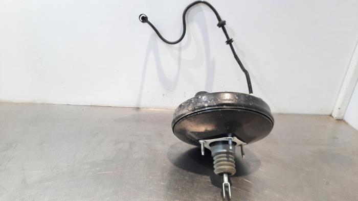 Usagé Servo frein Ford Fiesta 7 1.0 EcoBoost 12V Prix € 90,75 Prix TTC proposé par Autohandel Didier