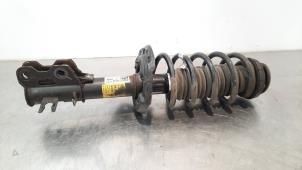 Used Front shock absorber, right Chevrolet Trax 1.7 CDTI 16V 4x2 Price on request offered by Autohandel Didier
