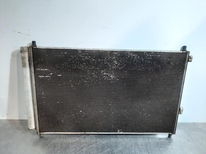 Usagé Condenseur de climatisation Toyota RAV4 (A3) 2.2 D-4D-F 16V 4x4 Prix € 30,25 Prix TTC proposé par Autohandel Didier