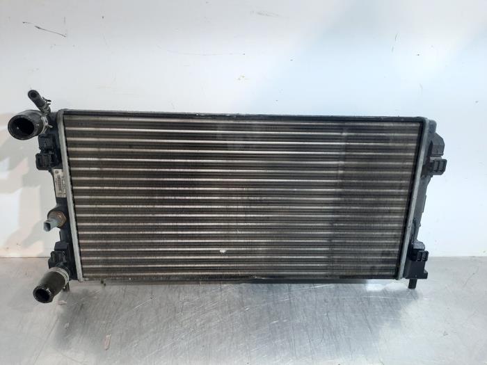 Used Radiator Audi A1 Sportback (8XA/8XF) 1.2 TFSI Price € 42,35 Inclusive VAT offered by Autohandel Didier