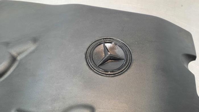 Cobertor motor de un Mercedes-Benz Sprinter 3,5t (907.6/910.6) 316 CDI 2.1 D RWD 2020